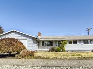17155 SE Taylor St, Portland, OR 97233
