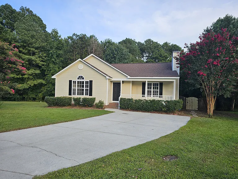 436 Barn View Ct — Photo 1