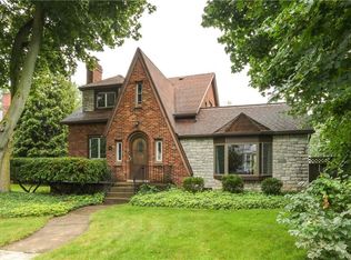 15 Sargent Dr, Amherst, NY 14226