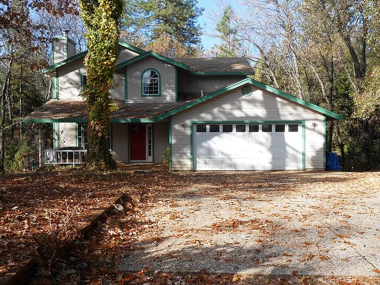 4896 Chateau Way — Photo 1