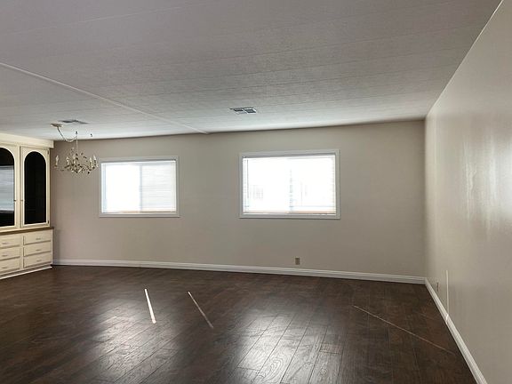 5th image of 2545 E I Ave #32