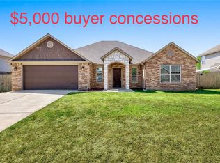 711 Paint Ln, Centerton, AR 72719
