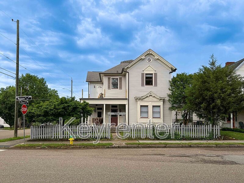 1st image of 728 Morgan St