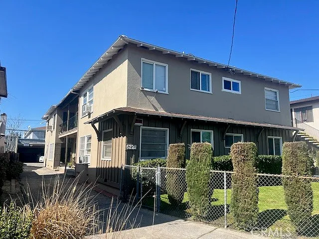 5223 Auckland Ave #5 — Photo 1