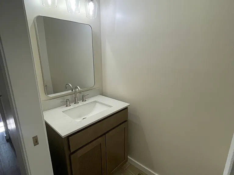 2514 Winthrop Ave #A — Photo 8
