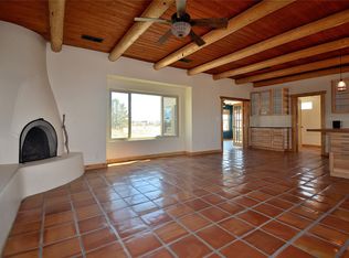 18 Jennifer Way, Santa Fe, NM 87508
