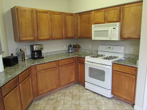 4th image of 5350 Dunlay Dr Unit 617