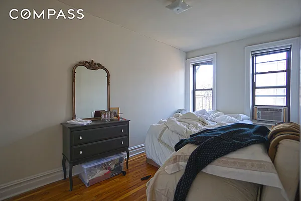 Rented by Compass | media 33