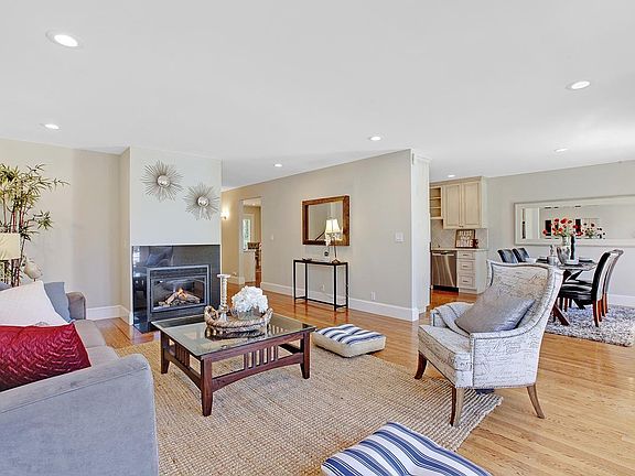 5th image of 14650 Placida Ct