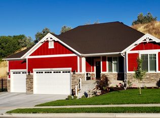 1917 N Camellia Way, Layton, UT 84040