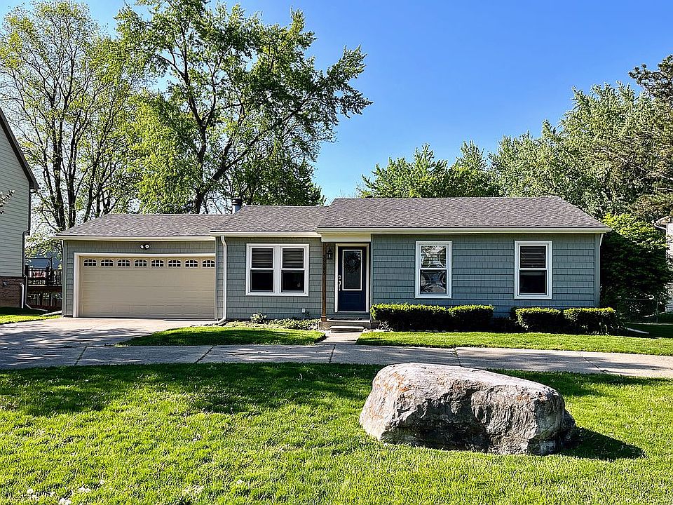 1st image of 39895 Squire Dr