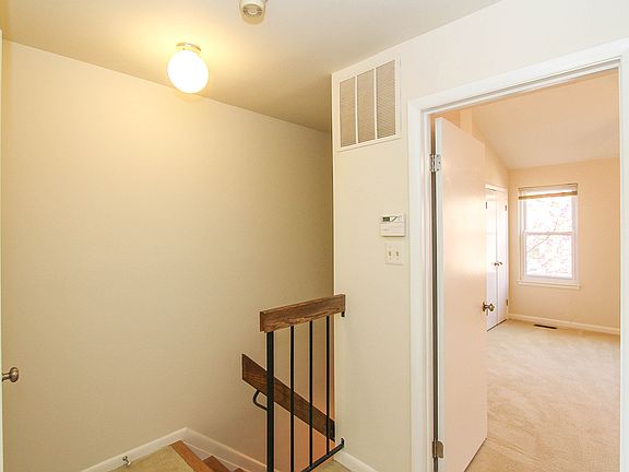 4th image of 5161 King Charles Way