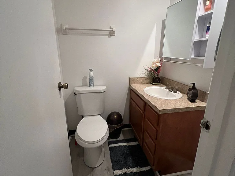 5258 Captains Ct — Photo 7
