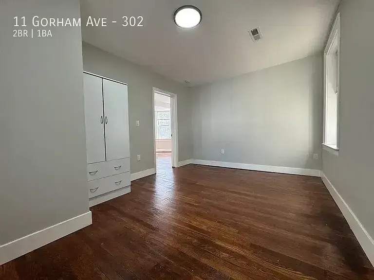 11 Gorham Ave #302 — Photo 5