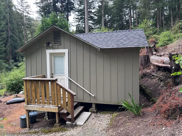 (undisclosed Address), Pescadero, CA 94060