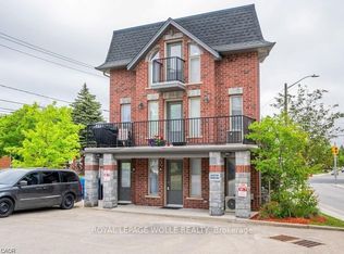 489 East Ave E #A, Kitchener, ON N2H 0A8