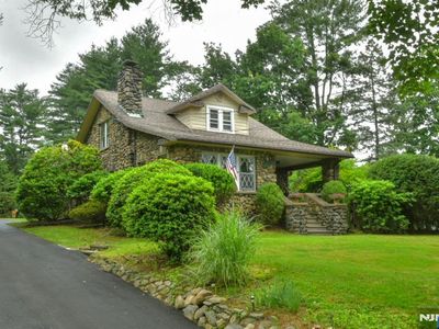 26 Monroe St, Waldwick, NJ, 07463