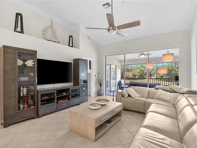 1930 Willow Bend Cir #201 — Photo 14