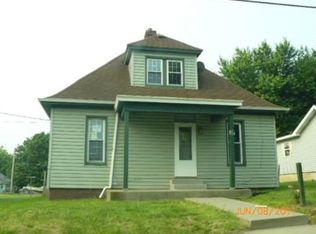 1819 Oneida St, Lexington, MO 64067