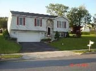 337 Woodbridge Dr, Etters, PA 17319