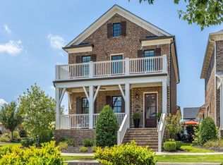 9427 Kingshedge Ct, Ooltewah, TN 37363