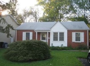 3 Saint Michael Ct, Florissant, MO 63031