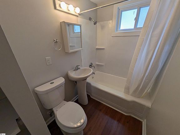 2nd image of 201 Chandler Dr APT 4A