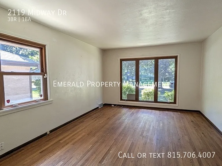 2119 Midway Dr — Photo 3