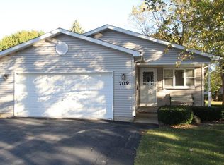 709 Taylor St, Sandwich, IL 60548