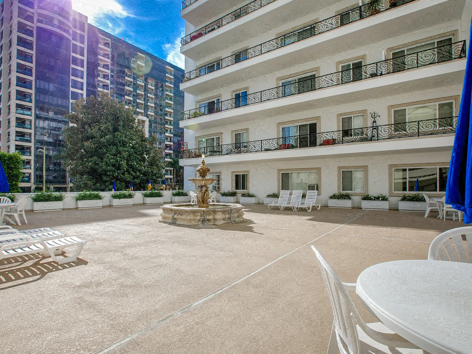 Sterling Wilshire — Photo 4