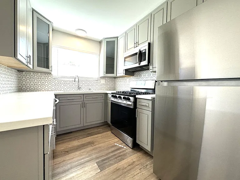 4460 Mississippi St #8 — Photo 4