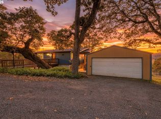 29127 Gimpl Hill Rd, Eugene, OR 97402
