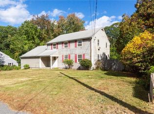 14 Roselawn Ave, North Smithfield, RI 02896