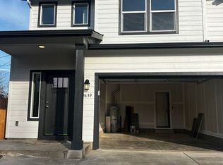 3639 E Amazon Dr, Eugene, OR 97405