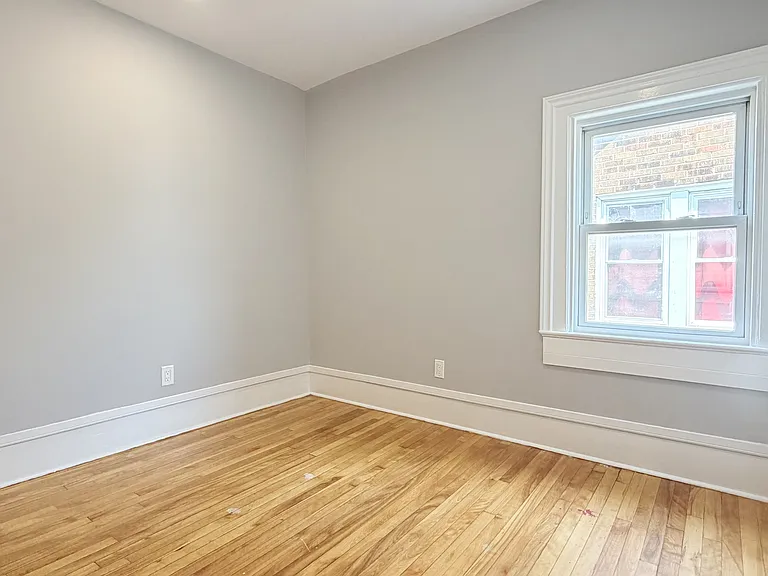 2177-2181 Howard Ave #2177 — Photo 13