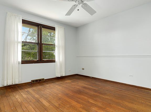 4th image of 101 E Monterey Ave