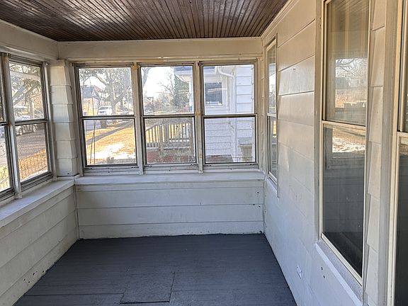 2nd image of 218 E Irvington Ave #9-23-23