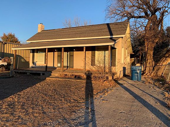 2nd image of 1312 Water St