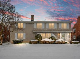 779-781 Harcourt Rd, Grosse Pointe Park, MI 48230