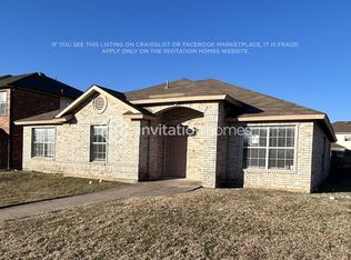 321 Beechwood Ln, Cedar Hill, TX 75104