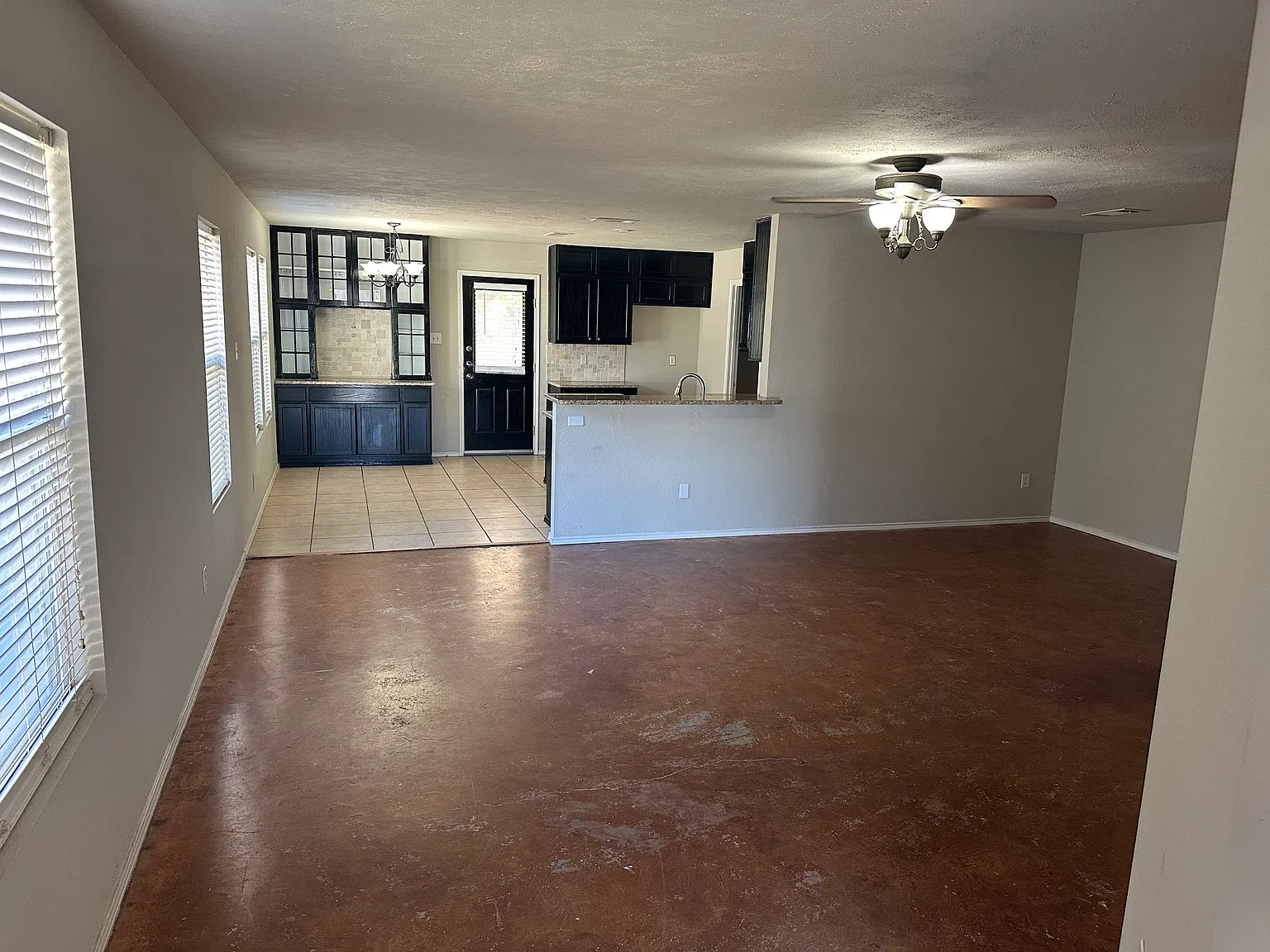 3 bed, 1462 sqft, $1,795 — Photo 3