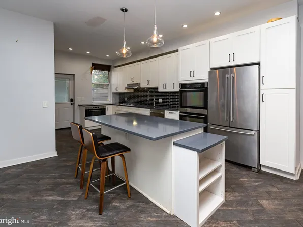 637 S 51st St, Philadelphia, PA 19143