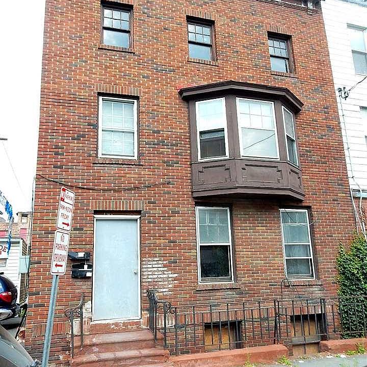 1st image of 1513 5th Ave