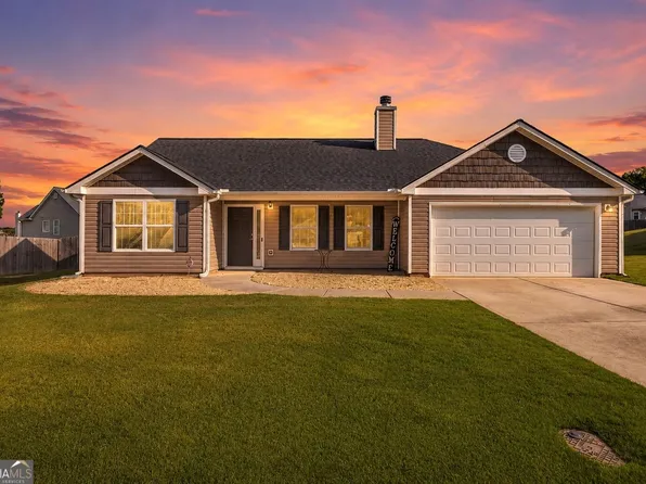 2115 Crown Park Dr, Winder, GA 30680