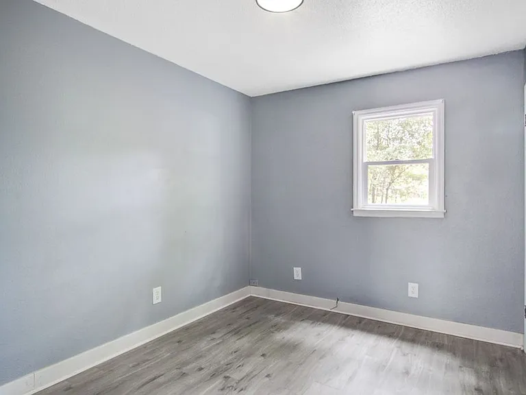 2307 S Fraser St — Photo 27