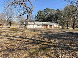 590 E German Ln, Conway, AR 72032