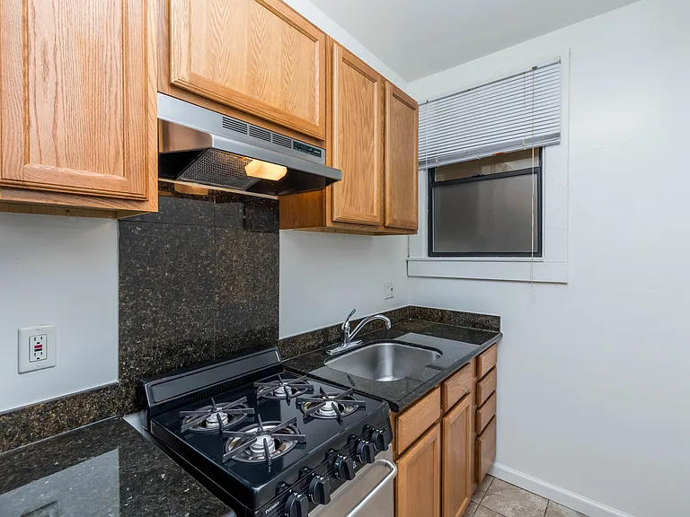 Vue De Lac Apartments — Photo 4