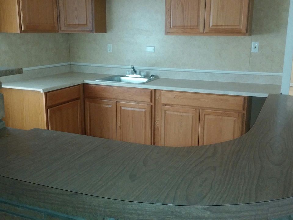 2nd image of 1218 Saint Cyr Rd