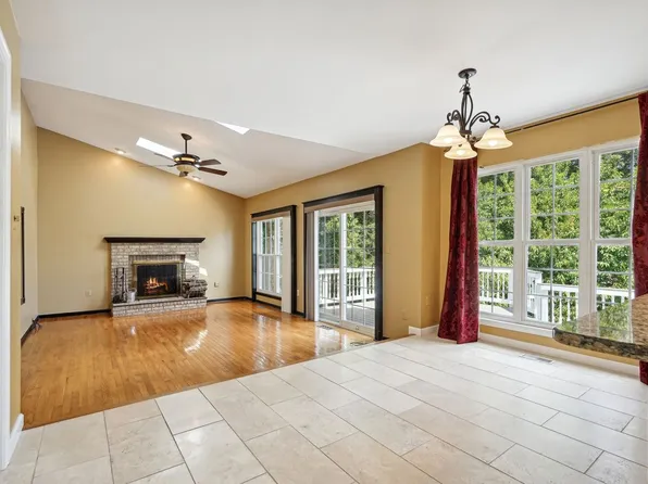 5406 Lomax Way, Woodbridge, VA 22193