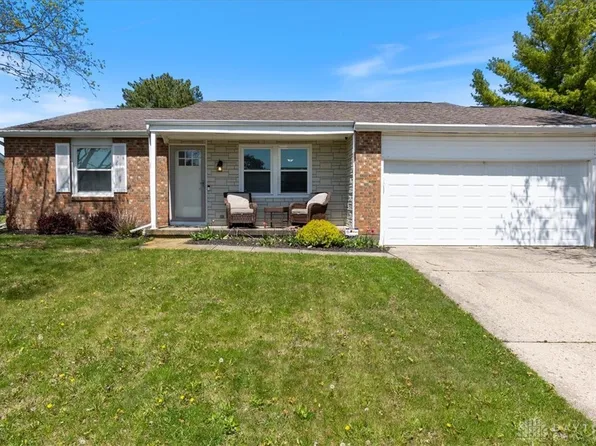 1834 Wilshire Dr, Piqua, OH 45356